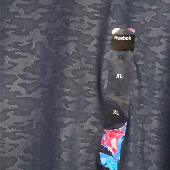 Reebok t-shirt size XL - Picture 2 of 7